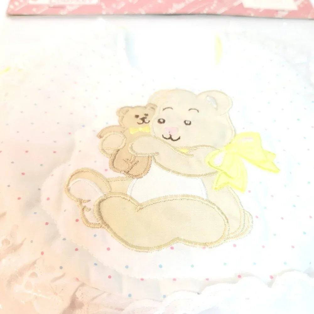 Vtg NOS It's a Small World Music Box Company Teddy Bear Embroider Baby Bib WORKS